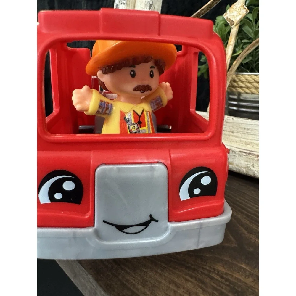 Fisher Price Little People Fire Truck Set